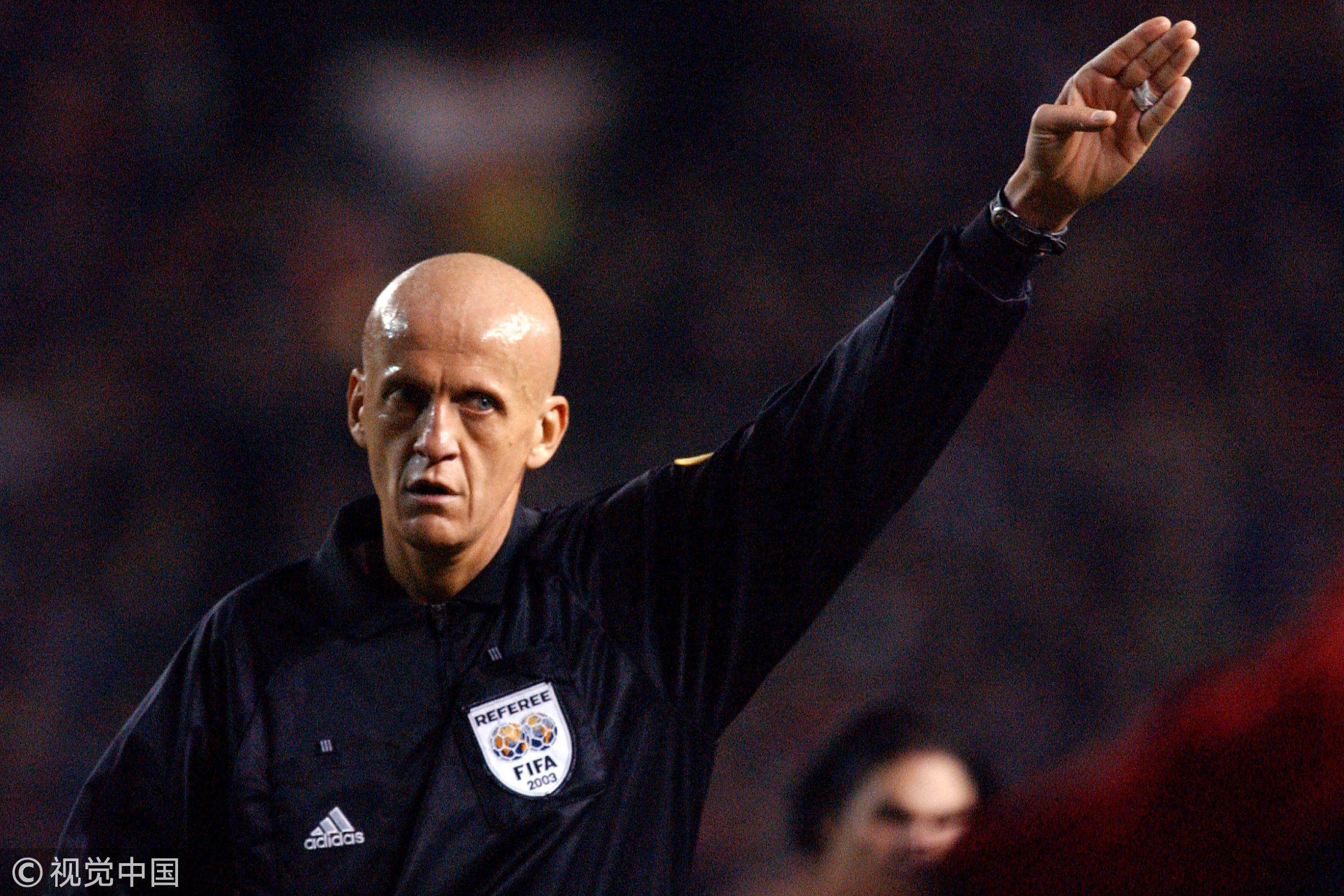 2020足球裁判法(孙指说球第14期:细说足球裁判员的相关规定)_i体育