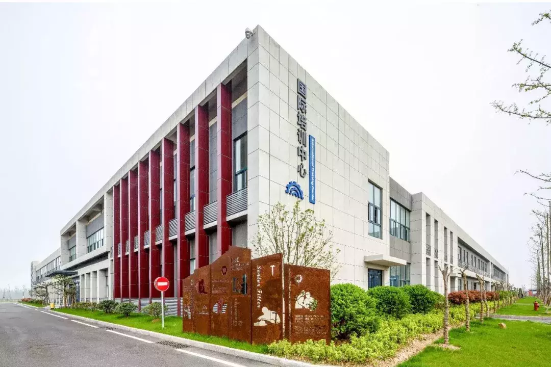 成为技能大师的机会来了！徐工技师学院2018年开始招生啦！