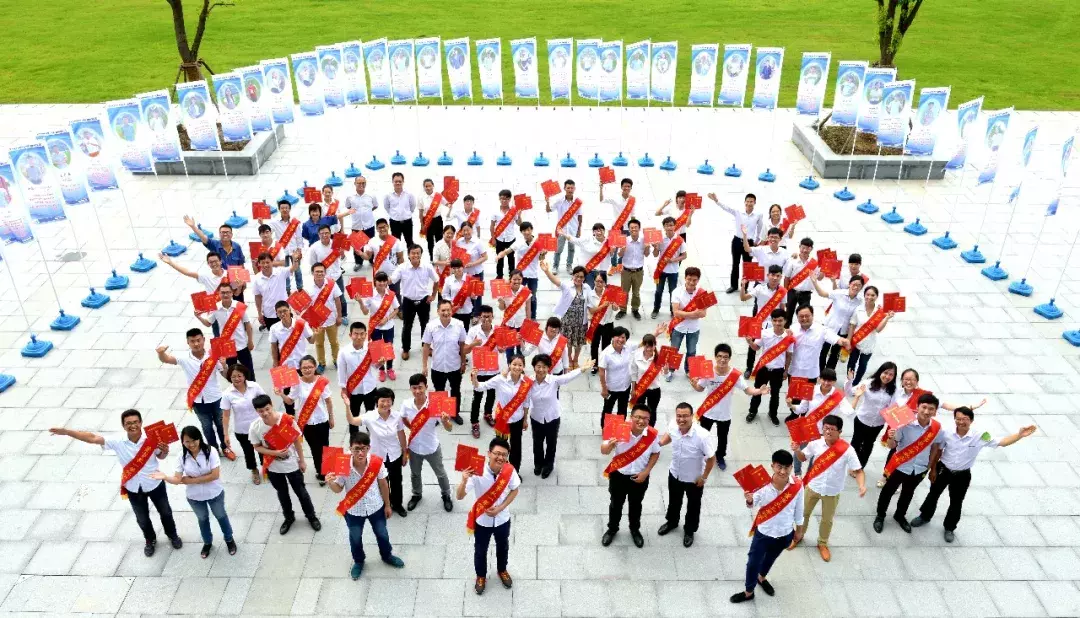 成为技能大师的机会来了！徐工技师学院2018年开始招生啦！