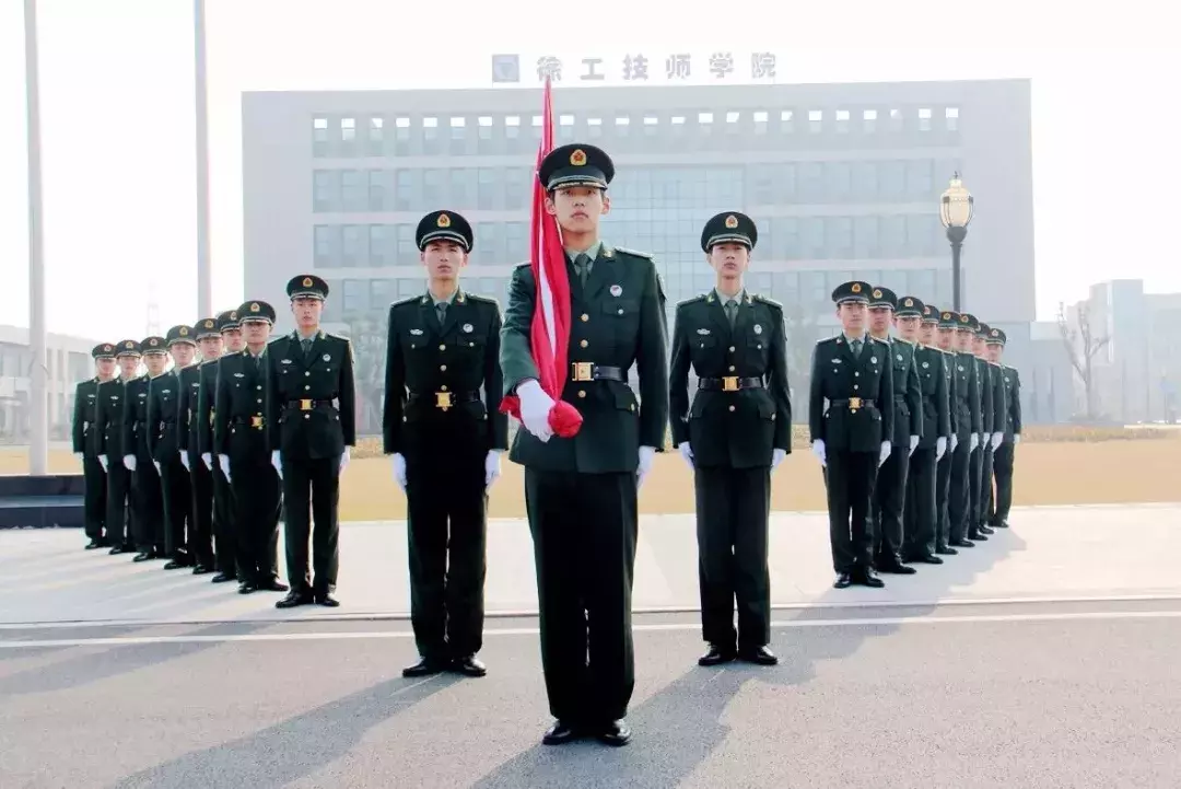 成为技能大师的机会来了！徐工技师学院2018年开始招生啦！