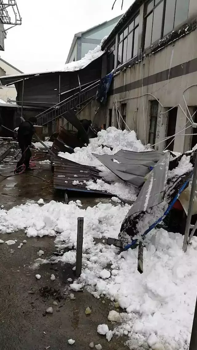 织里日结临时工招聘（湖州公安铁军抗击冰雪）