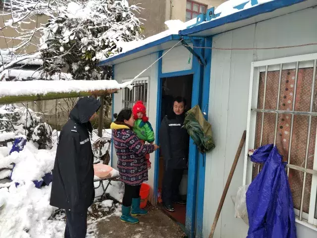 织里日结临时工招聘（湖州公安铁军抗击冰雪）