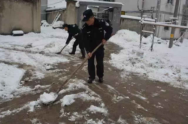 织里日结临时工招聘（湖州公安铁军抗击冰雪）