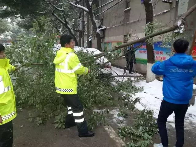 织里日结临时工招聘（湖州公安铁军抗击冰雪）