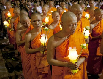 上座部佛教与大众部佛教之争：谁更接近原始佛教