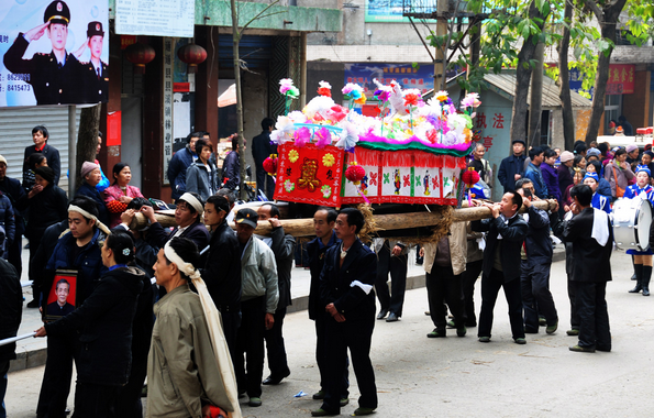 梦见去参加丧事是什么预兆（女人梦见别人家办丧事）-第7张图片-科灵网