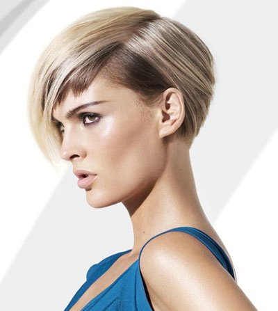 沙宣发型图片 2023流行发型女中短发-丹霞百科