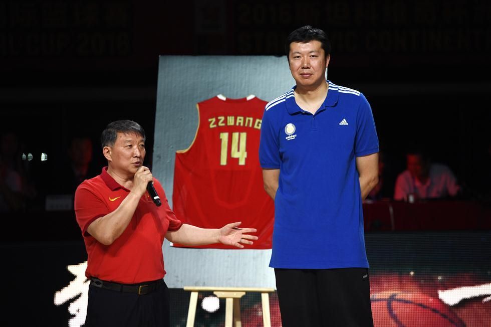 巴特尔为什么nba不行(中国“移动长城”为何总倒下？巴特尔因糖尿病退役，姚明带伤出战)