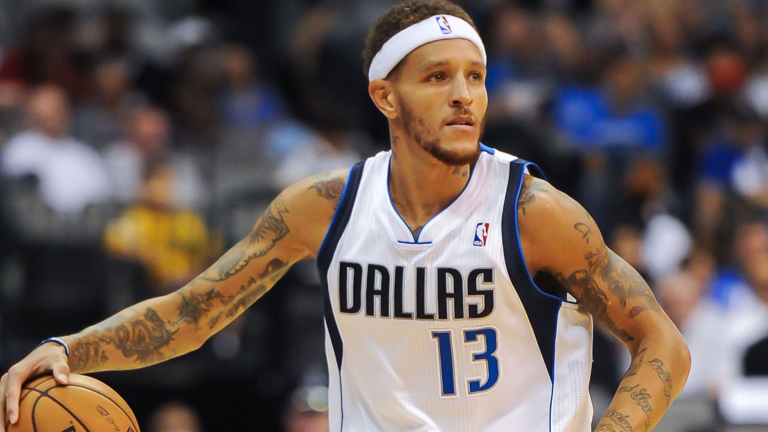 球员德隆特-韦斯特(delonte west),曾使用过艺名 charlee redz发行