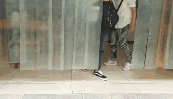 云南名声在外的8家米线店，蹲在墙脚也要吃一碗