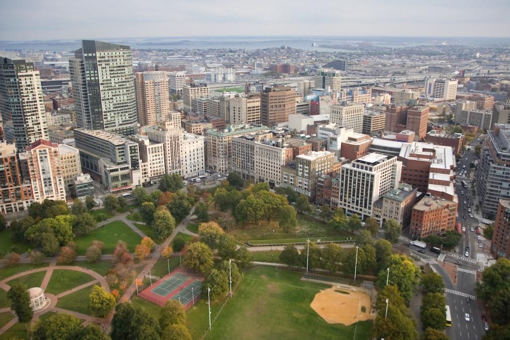 在美国学新闻，毕业后起薪最高的十所大学