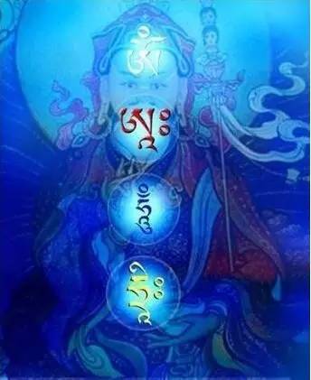 吽:象征如释迦摩尼佛,莲花生大士等之所有化身佛的佛号与心咒啊:象征