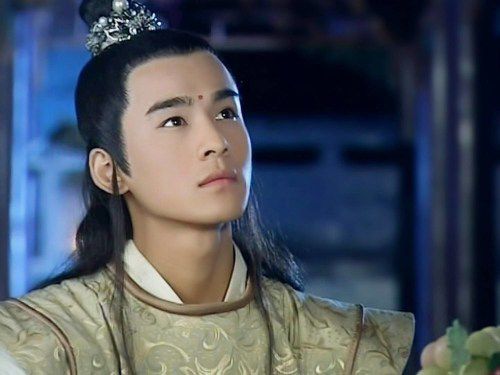 揪痧挤痧(揪痧挤痧紫悦秋叶童心)