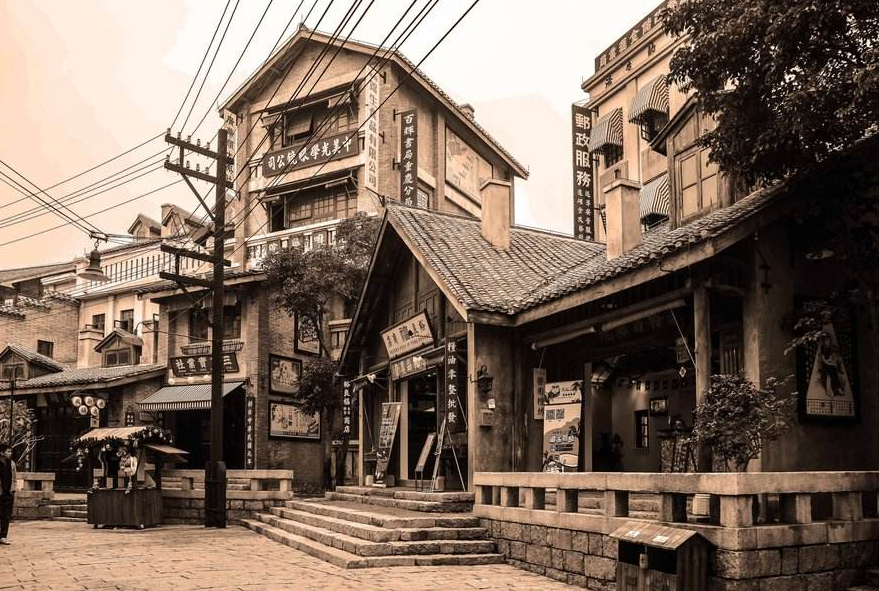 这要追溯到清末民国初期的上海;当时戏园在人们日常生活中是重要的