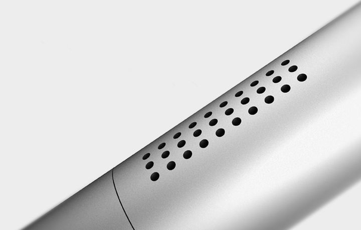 在车里挂上这只“口红”，让你的车内清新一整年