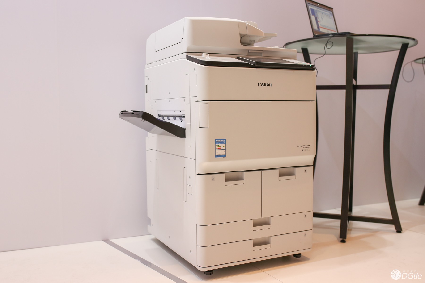 5 月 18 日,佳能商务影像系列产品再增添"三丁",推出了 imagerunner