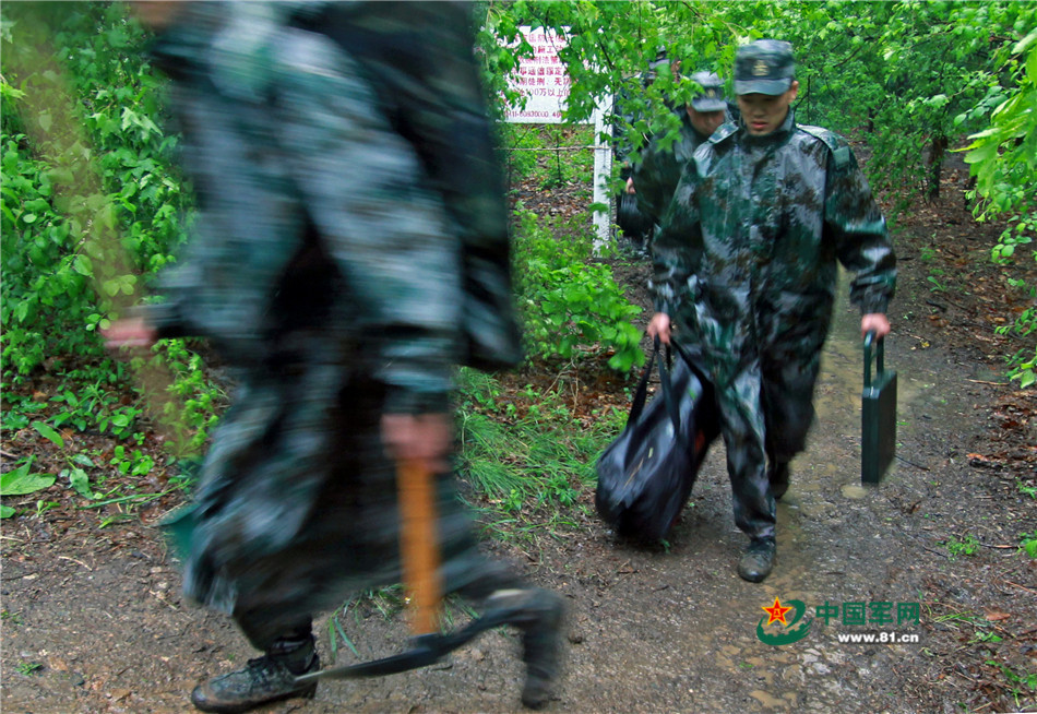 一个连队的独白：任时光流转 我还是我