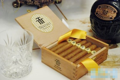 利群最贵的多少钱一包（盘点全球10种最贵的烟草）