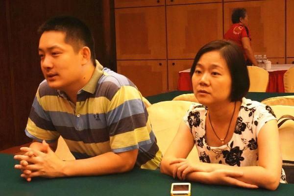 体育生之恋n(中国体育传世之恋，相差8岁，堪称体坛杨过和小龙女)