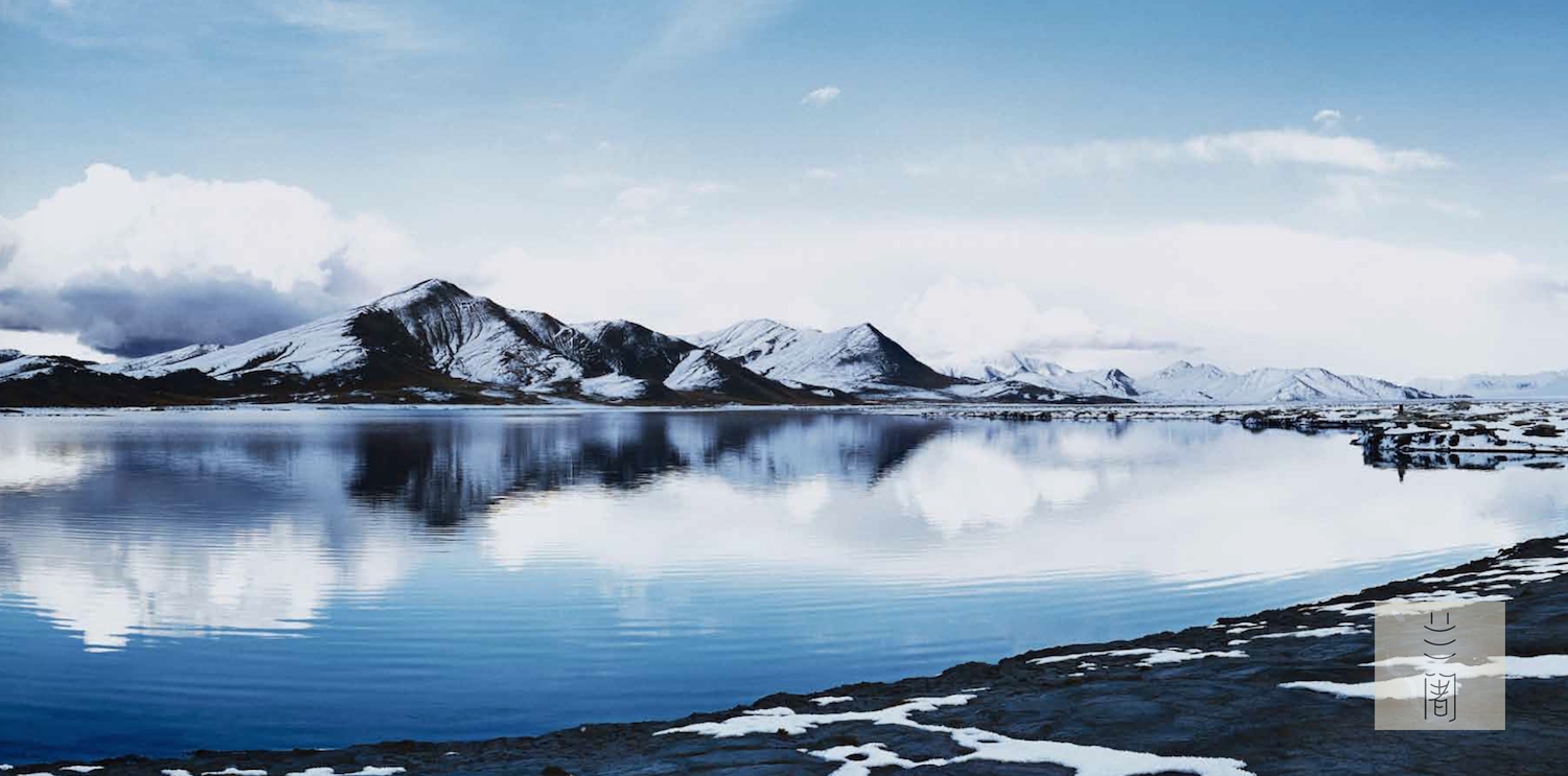 西王母瑶池是哪个地方很久很久以前瑶池宫里住着西王母的女儿名叫瑶姬