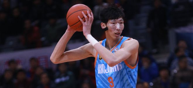 周琦为什么会伤退nba(破釜沉舟！揭秘周琦为何敢于与达成买断协议，全力冲击选秀！)