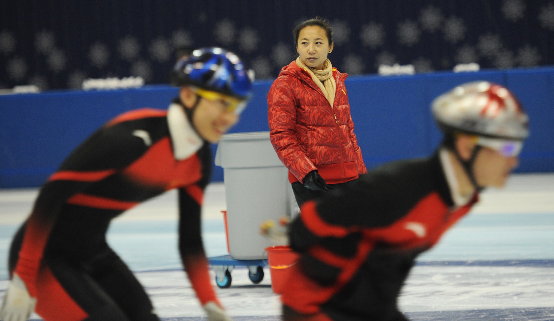 2019年女排世界杯石一瑛解说(【深度】最终，改变中国短道速滑的奇女子还是选择了留下)