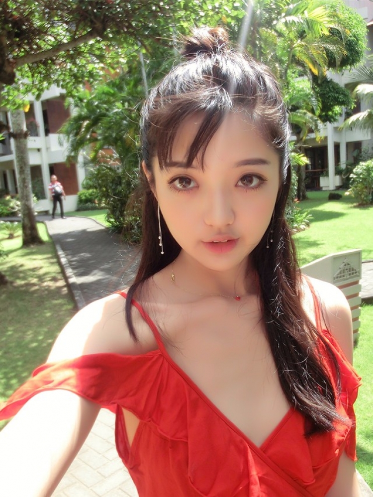 冰柠檬-张兆艺饰