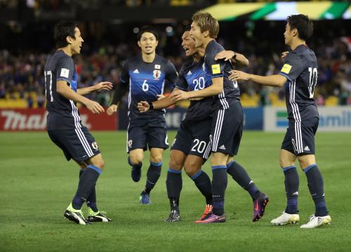 日尔科夫为什么打世界杯(32支劲旅736名球员竞逐世界杯，每队一句短评亮了)