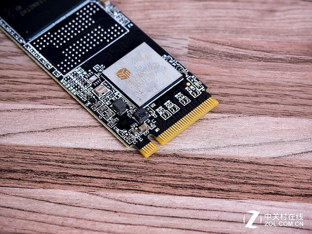 编辑花399元买到一块240G NVMe SSD靠谱吗？