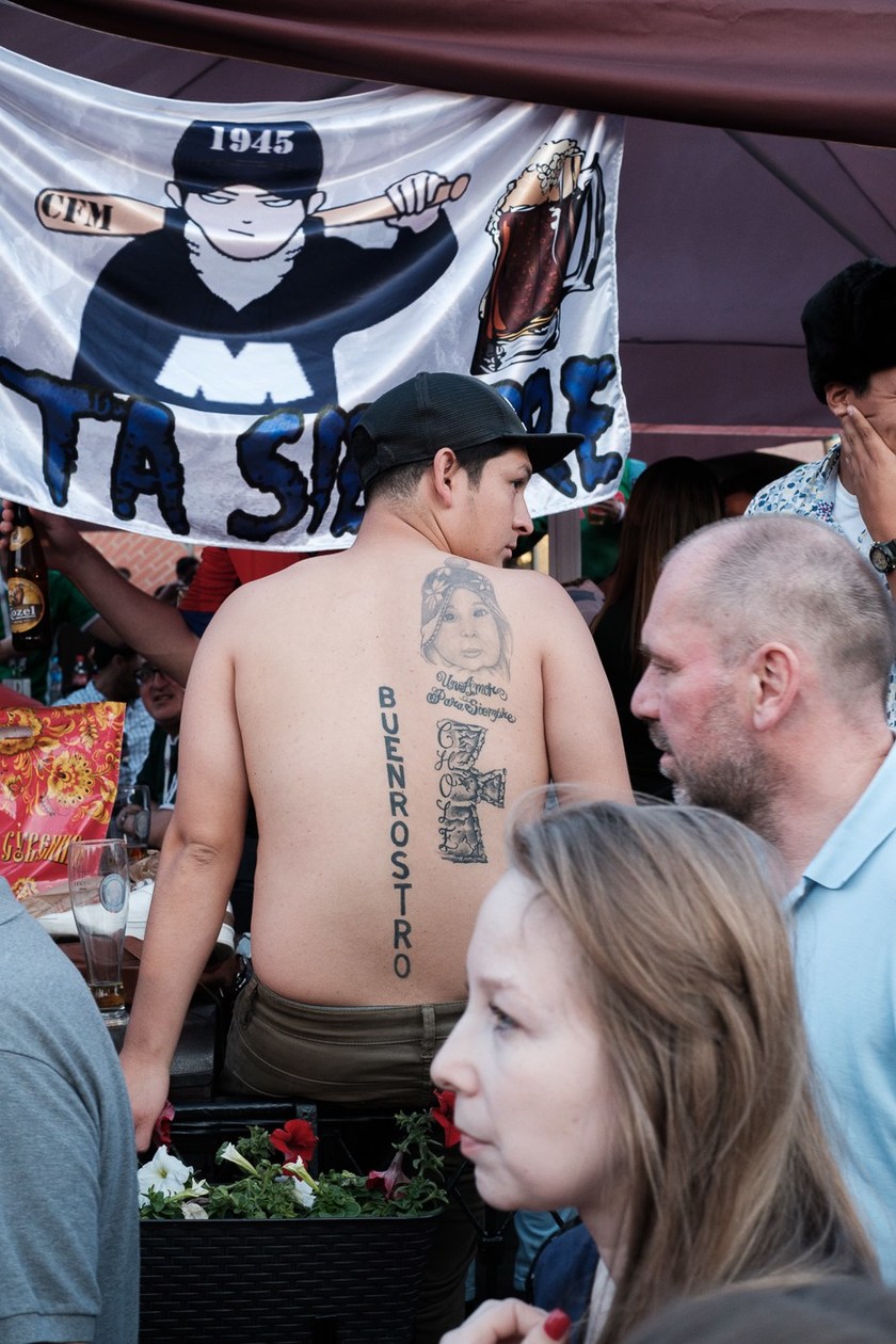 俄罗斯世界杯街拍女神(2018 FIFA 世界杯莫斯科街拍特辑)