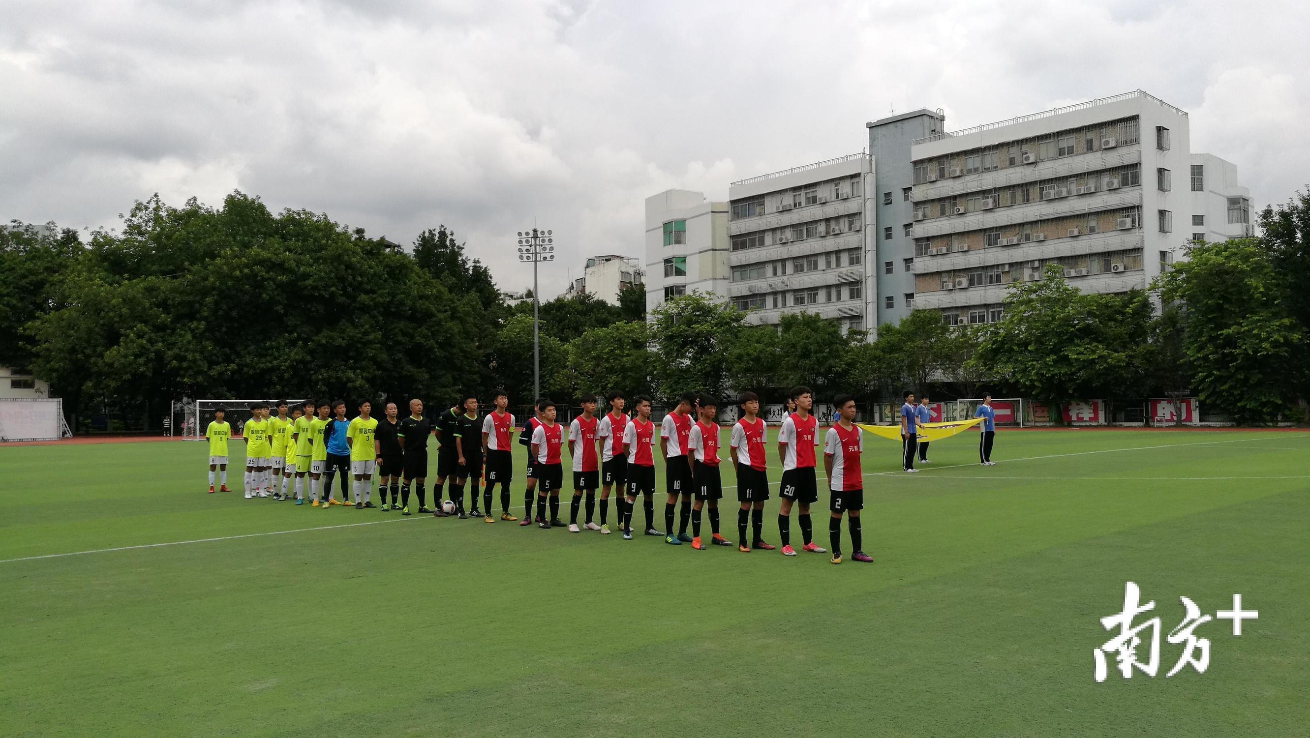 深圳翠园中学足球队(深港两地的足球小将们齐聚罗湖，在绿茵场上追风逐梦)