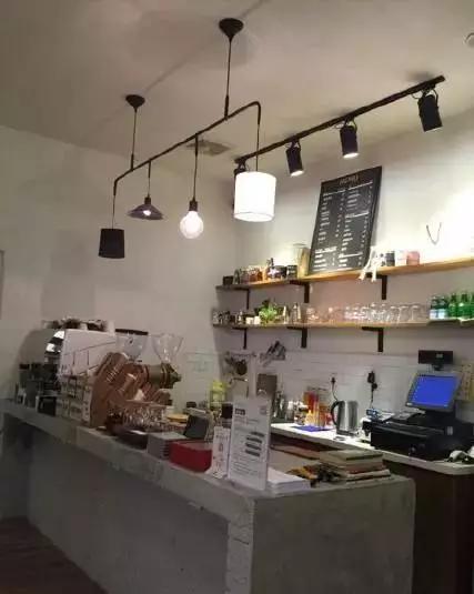 烟台最美10家书店，每家都能泡一整天！