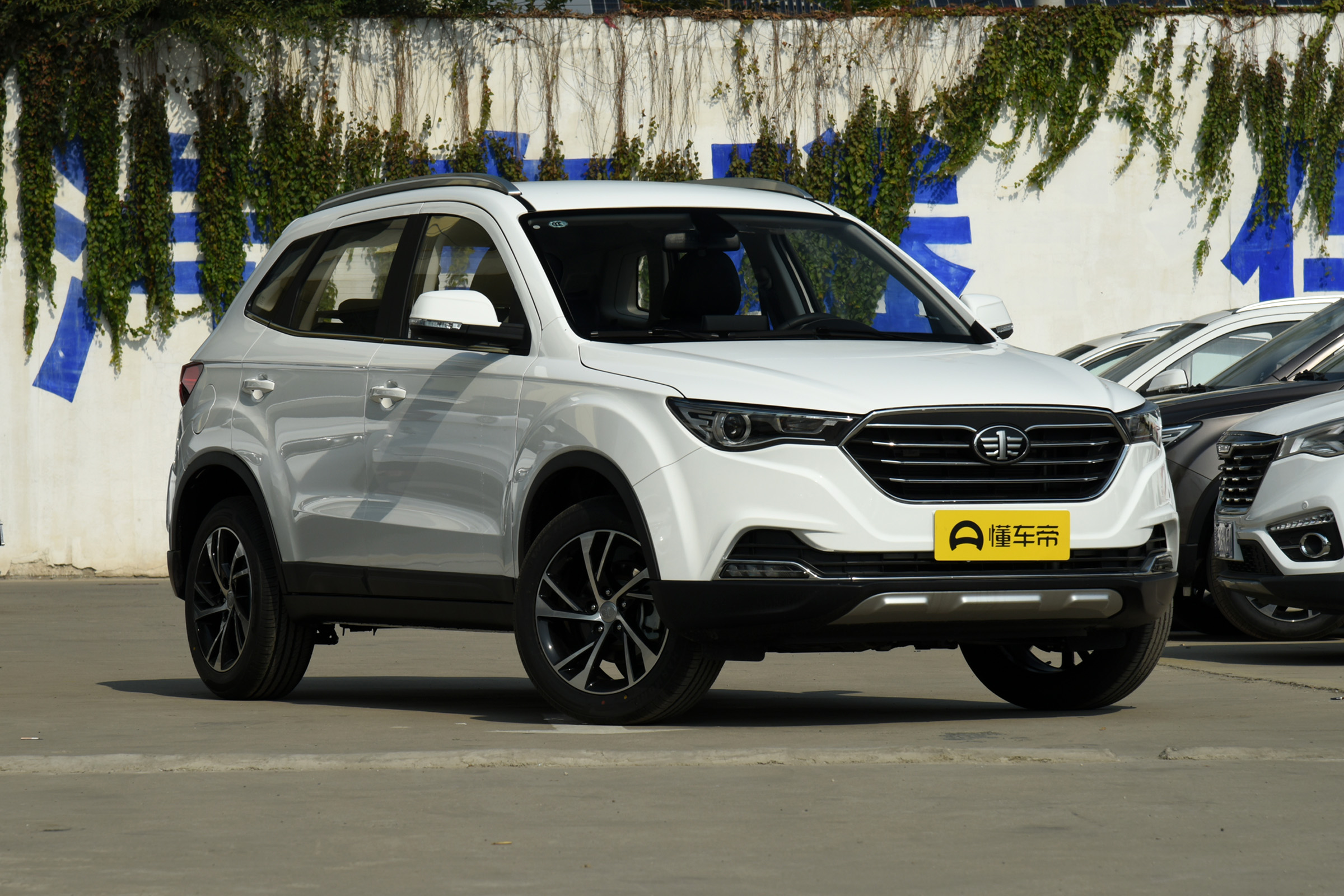 奔腾x40报价及图片(听说你买车要求多) - 赤虎壹号