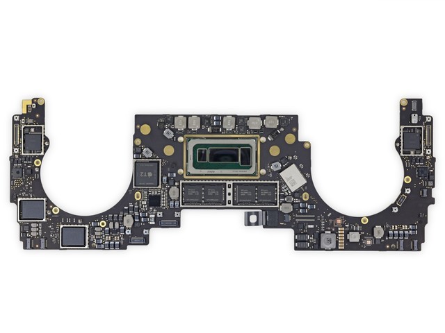 2018款13英寸MacBook Pro拆解出炉 电池容量更大