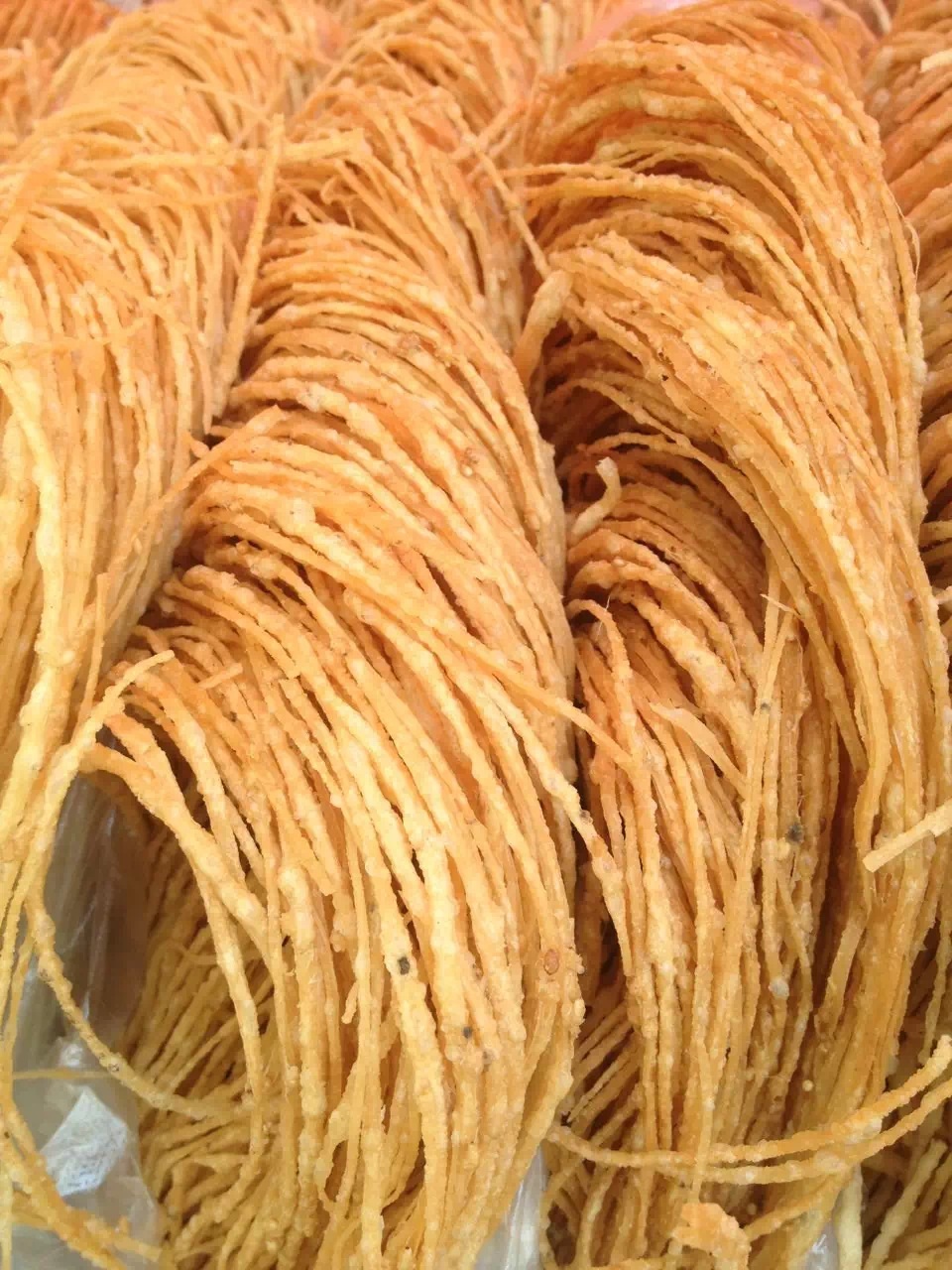 永城馓子,驻马店馓子,安徽馓子,徐州馓子.你更爱吃哪一个?