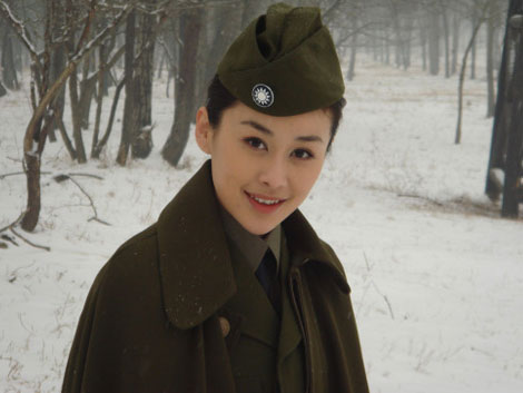 2005年,周扬曾经在陈宝国,尤勇主演的电视剧《越王勾践》中饰演西施.