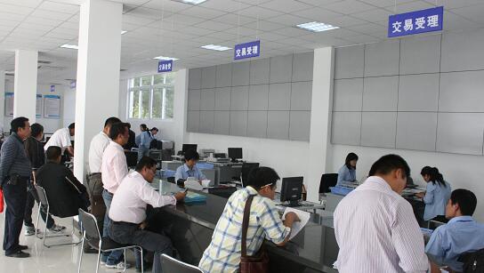 駕駛證到期了怎么辦？還能繼續開車嗎