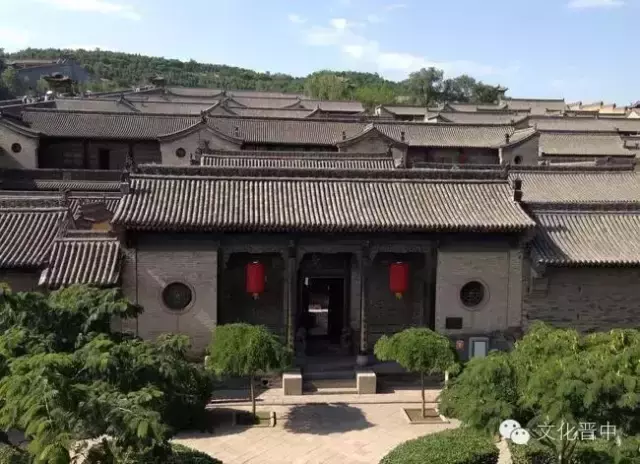 王家大院，一直由县府开发和运营