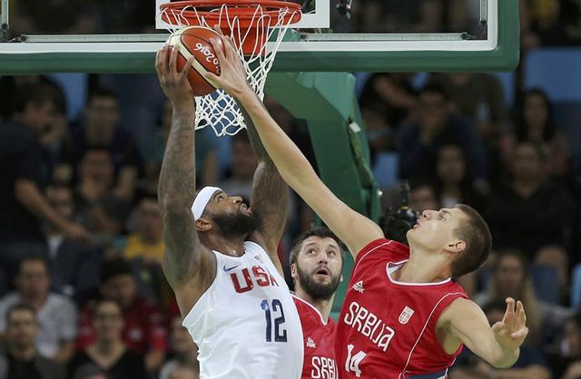 为什么nba黑人都很敏捷(打篮球还需要一颗聪明的大脑，依靠智慧也有打败天赋的机会)