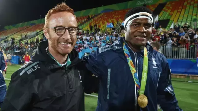斐济橄榄球冠军(90万人口的斐济橄榄球夺金！这也许是奥运会里最好的体育故事)
