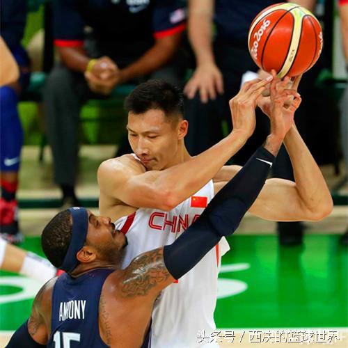 nba球探为什么选易建联(读懂科比指导谈论湖人的话  你就明白了湖人为什么会签下易建联)