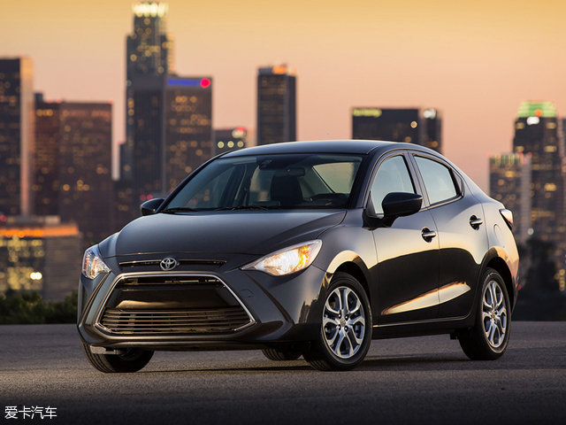 年轻的心由我守护 试驾新YARiS L致炫