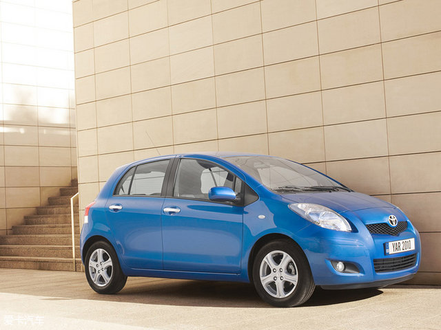 年轻的心由我守护 试驾新YARiS L致炫