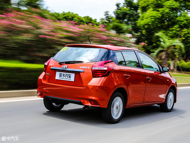 年轻的心由我守护 试驾新YARiS L致炫