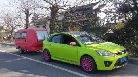 改装面包车 看中外牛人怎么”玩“！