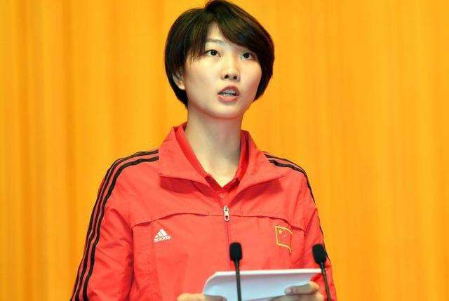 八一女排进行了大换血,她们首先将球队主教练换成了前助理教练吴咏梅