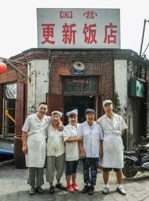 哈尔滨最地道的小吃美食街，哈尔滨土著也不一定知道的这么全！
