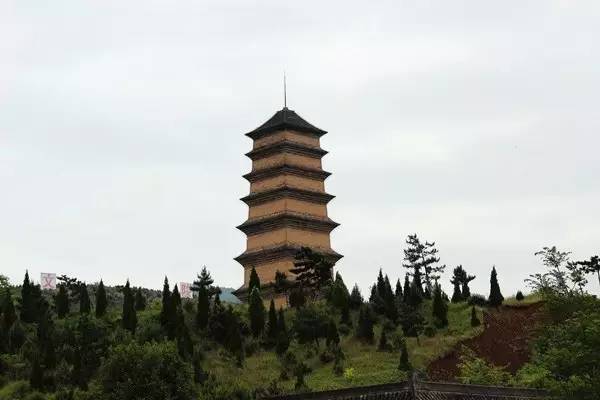 仙游寺：白居易在这里写出了《长恨歌》