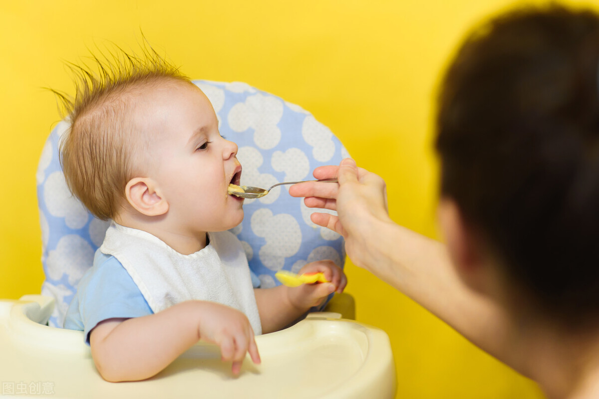 如何添加婴儿辅食（宝宝添加辅食）