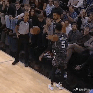 为什么nba有时是前场边线球(有毒？又是边线球！阻碍大帝成为最佳的只有他)